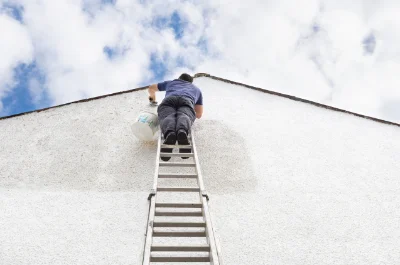 Peinture extérieure à Rolleville — façades et ravalement